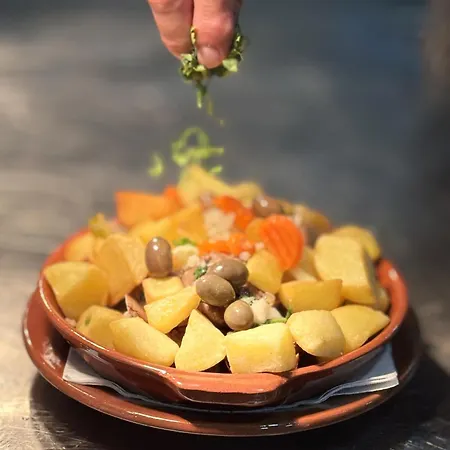 6 By Homing شقة *