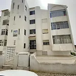 6 By Homing Apartment